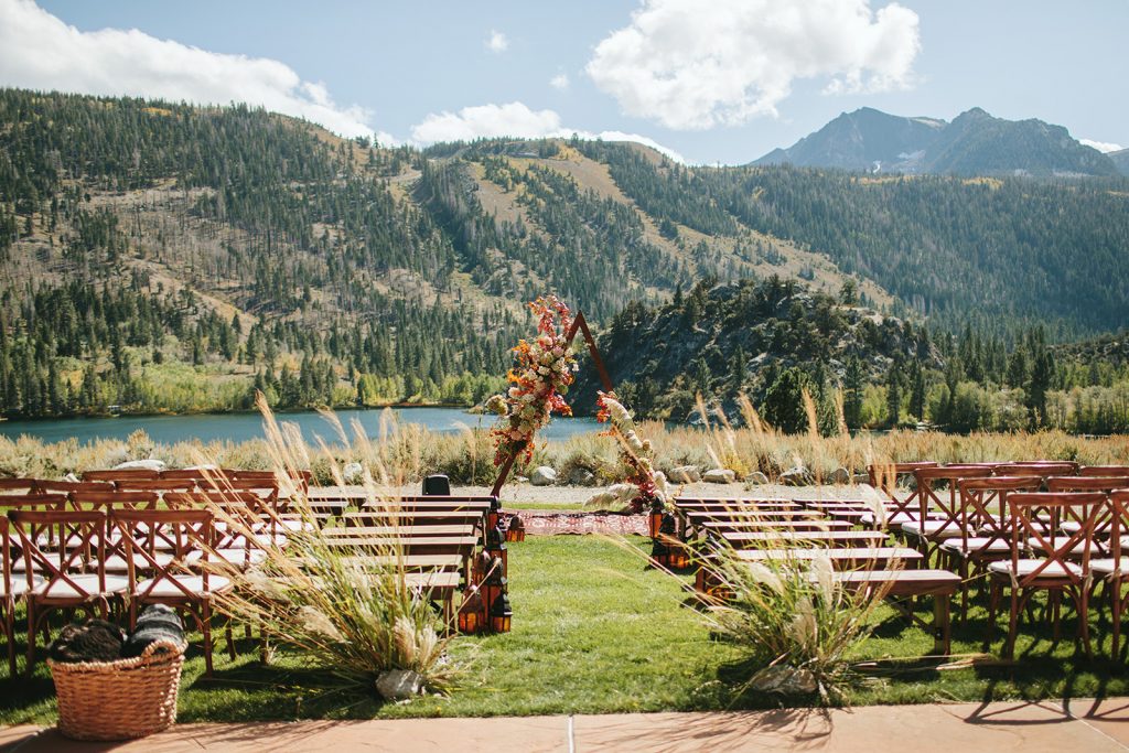 mammoth lakes wedding ceremony