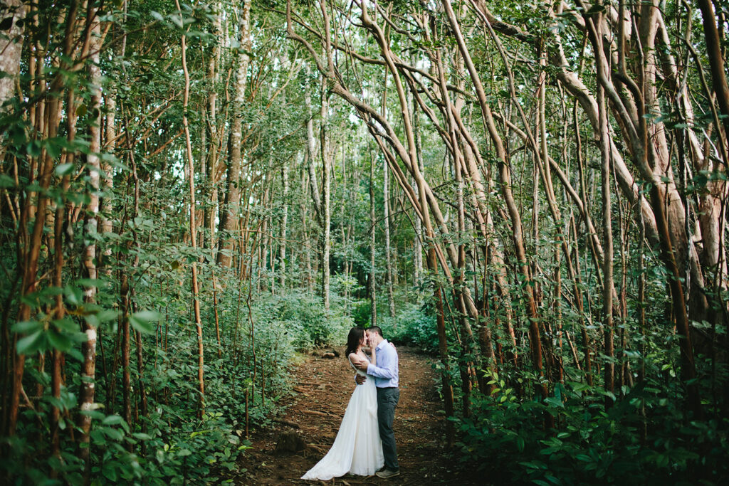 maui rainforest wedding photos