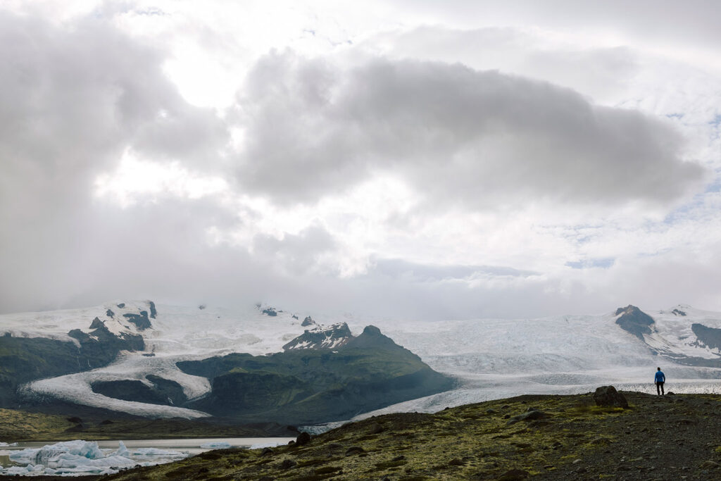 Fjallsjokull Glacier lagoon