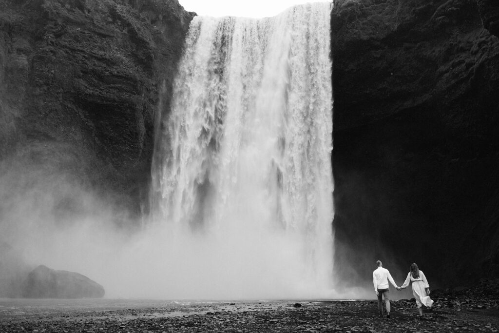 skogafoss engagement session