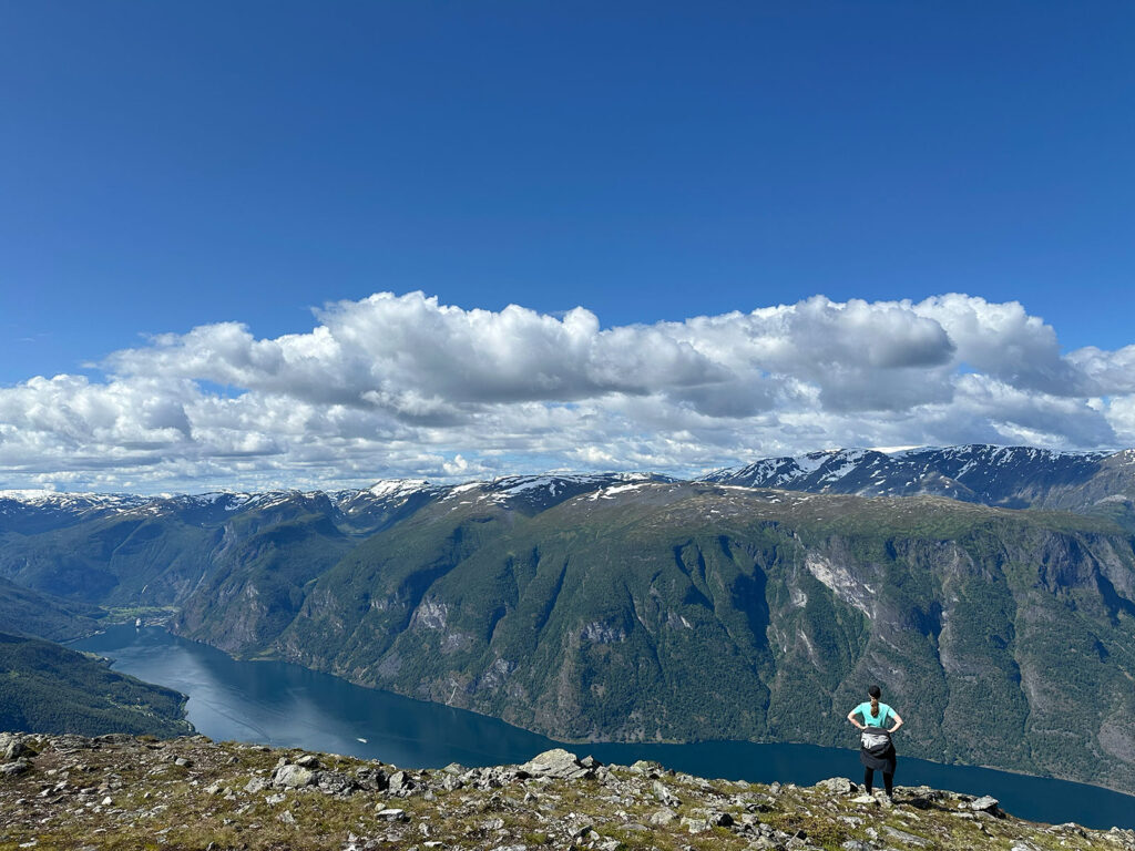 prest hike aurland